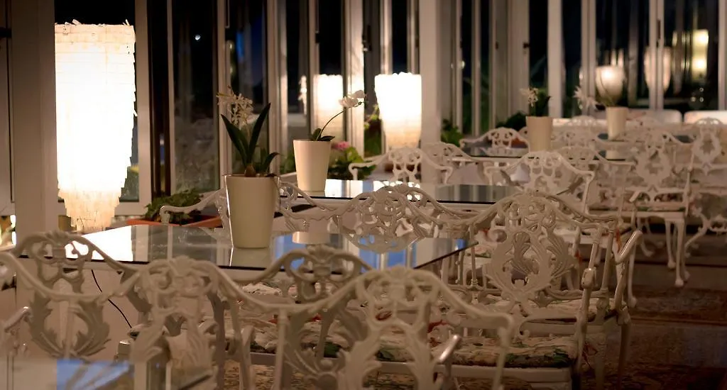 Hotel Vina Del Mar Pineta Lido di Jesolo 4*,  Italien